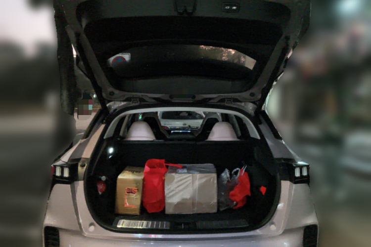 Used Lynk & Co 06 2023 Remix 1.5T Shero Trunk