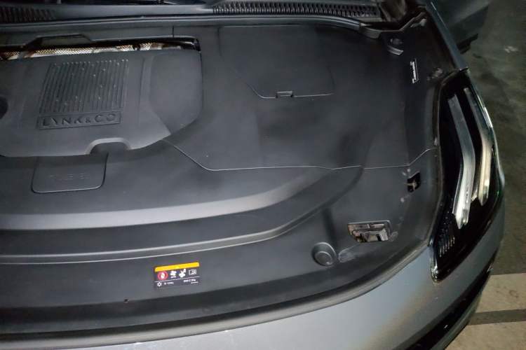 Used Lynk & Co 06 2023 Remix 1.5T JinPro Engine Bay Left