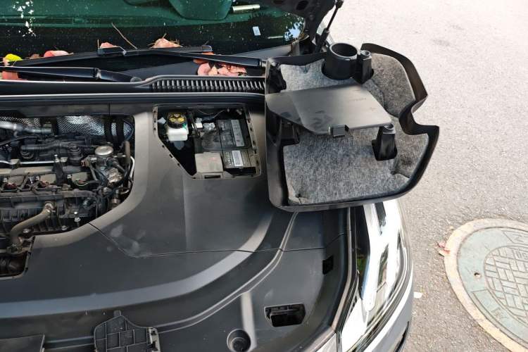 Used Lynk & Co 06 2023 Remix 1.5T Dynamic Halo Engine Bay Left