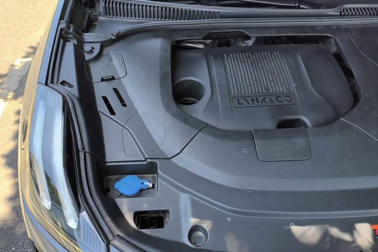 Used Lynk & Co 06 2023 Remix 1.5T JinPro Engine Bay Right