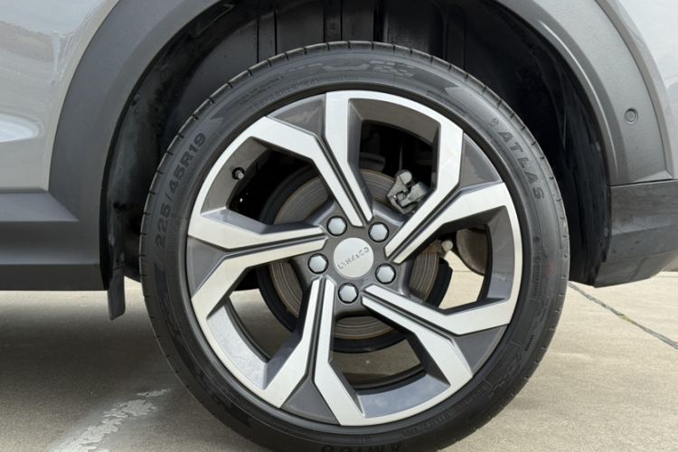 Used Lynk & Co 06 2023 Remix 1.5T Dynamic Halo Exterior 8