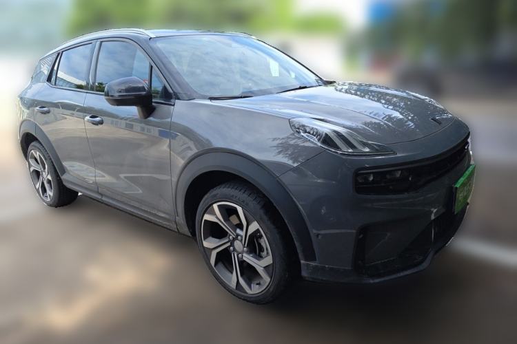 Used Lynk & Co 06 2023 Remix 1.5T Dynamic Halo Front Right 45 Deg