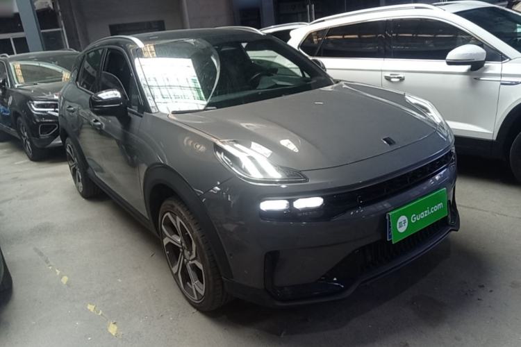 Used Lynk & Co 06 2023 Remix 1.5T Dynamic Halo Front Right 45 Deg