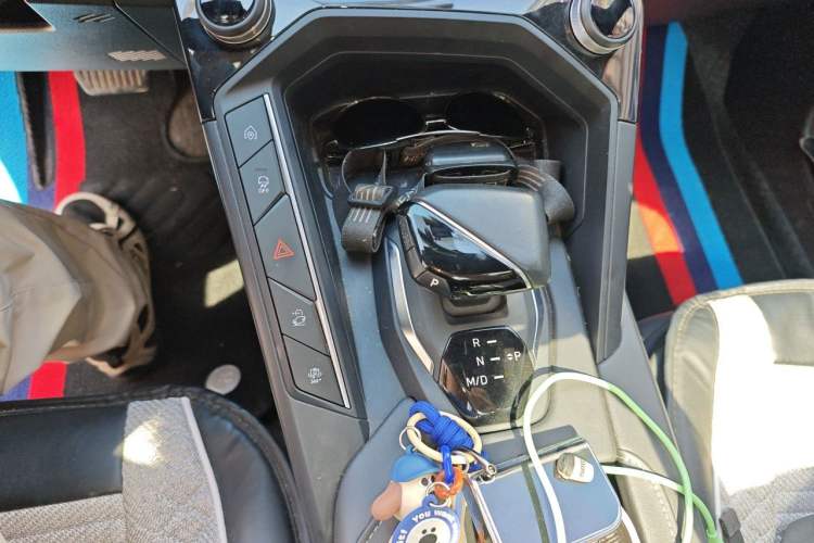 Used Lynk & Co 06 2023 Remix 1.5T JinPro Gear Lever