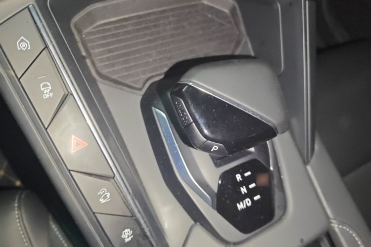 Used Lynk & Co 06 2023 Remix 1.5T JinPro Gear Lever