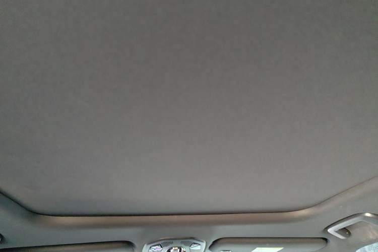 Used Lynk & Co 06 2023 Remix 1.5T Dynamic Halo Headliner