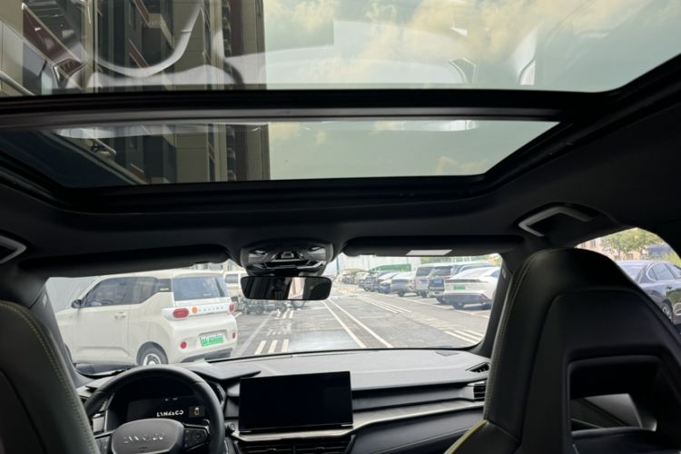 Used Lynk & Co 06 2023 Remix 1.5T Dynamic Halo Headliner