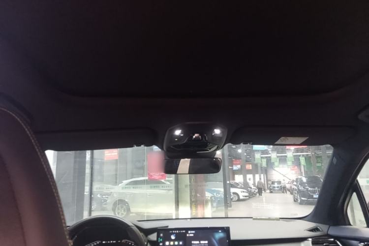 Used Lynk & Co 06 2023 Remix 1.5T Dynamic Halo Headliner