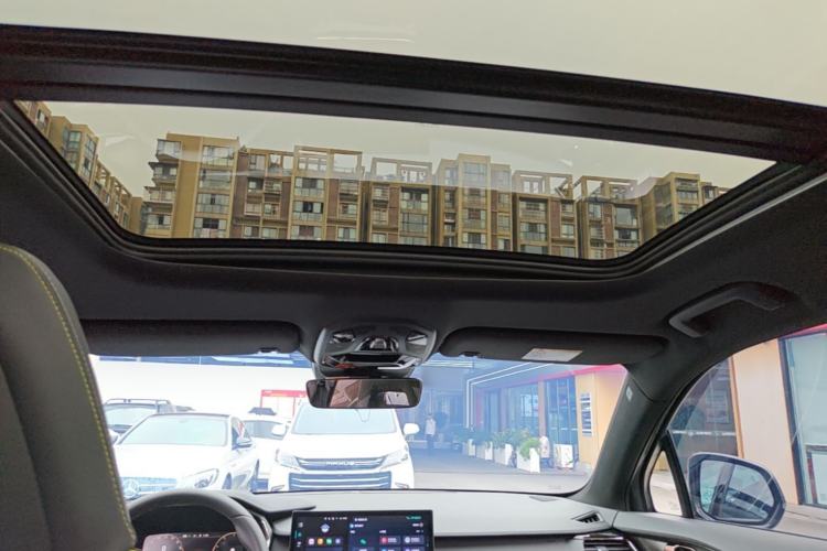 Used Lynk & Co 06 2023 Remix 1.5T Dynamic Halo Headliner