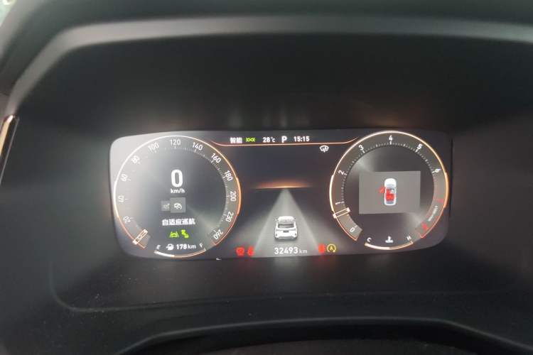 Used Lynk & Co 06 2023 Remix 1.5T Dynamic Halo Instrument Cluster