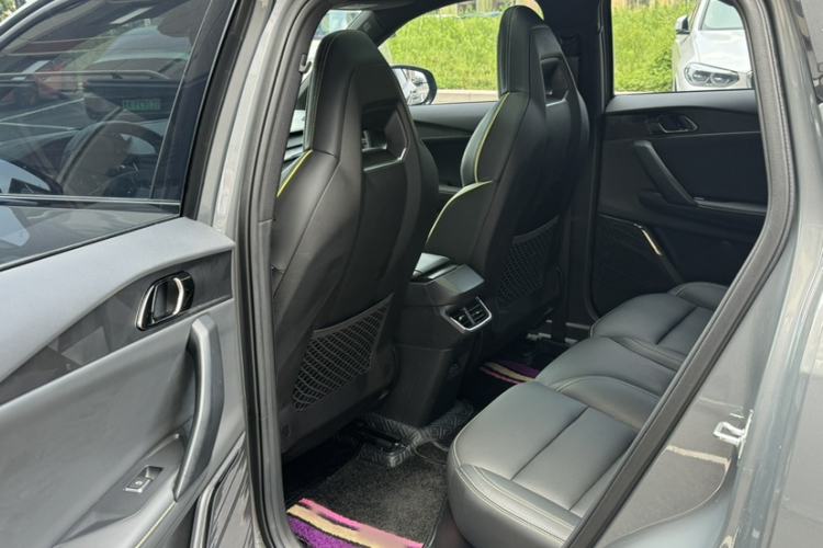 Used Lynk & Co 06 2023 Remix 1.5T Dynamic Halo Interior 1