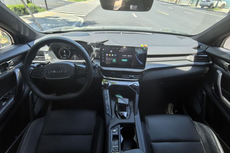 Used Lynk & Co 06 2023 Remix 1.5T JinPro Interior 2