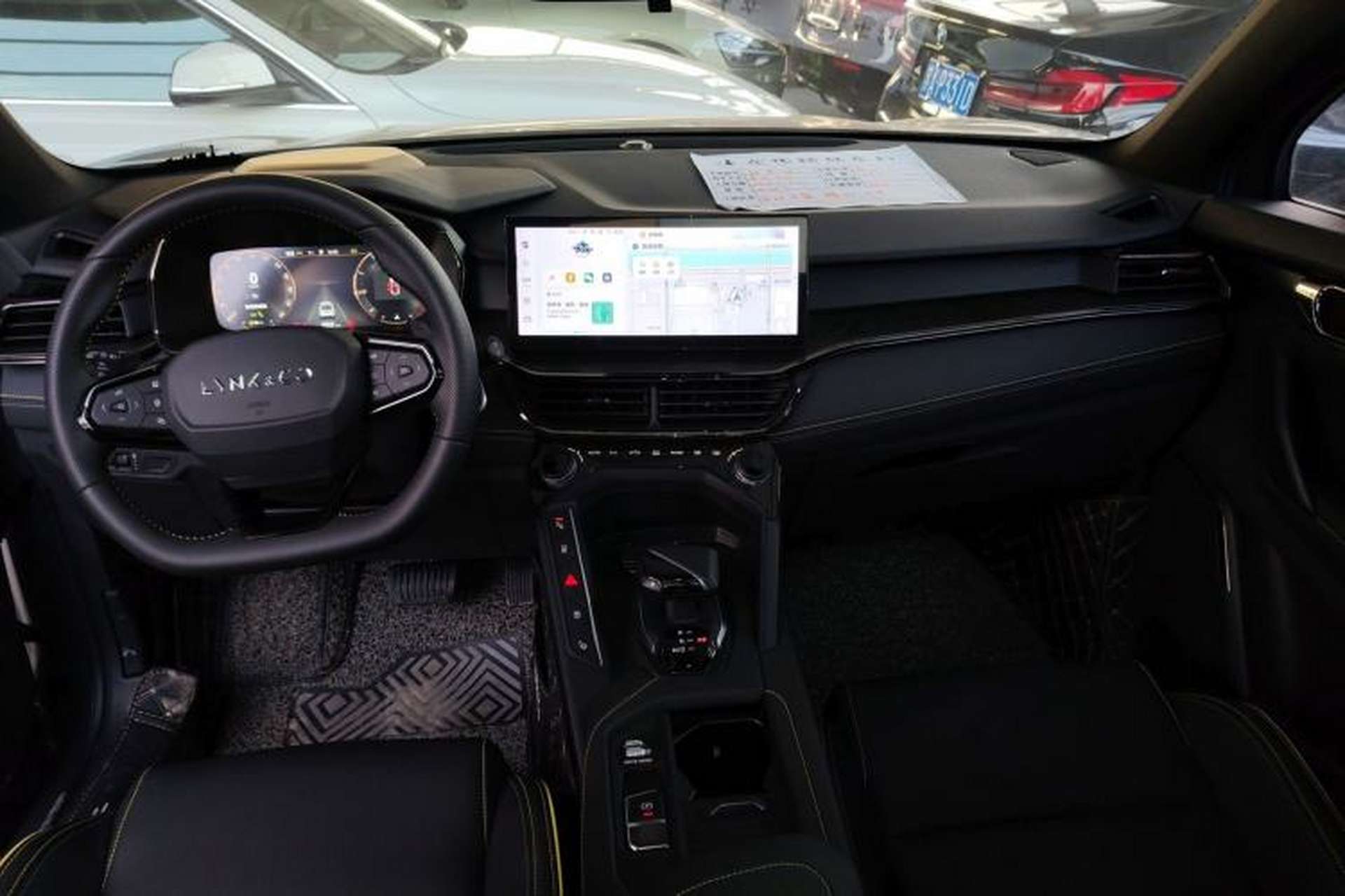 Used Lynk & Co 06 2023 Remix 1.5T Dynamic Halo Interior 2