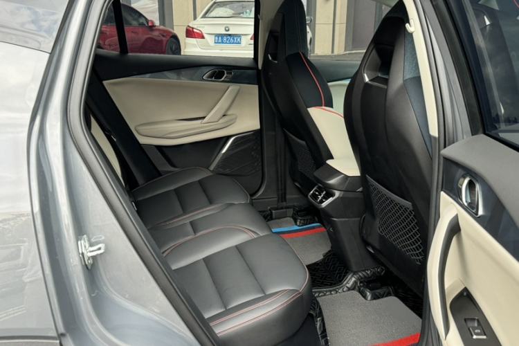 Used Lynk & Co 06 2023 Remix 1.5T YAO Halo Interior 4