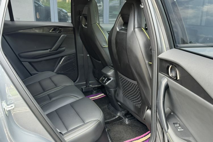 Used Lynk & Co 06 2023 Remix 1.5T Dynamic Halo Interior 5