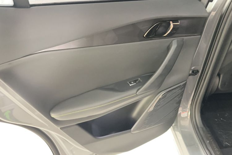 Used Lynk & Co 06 2023 Remix 1.5T Dynamic Halo Interior 6