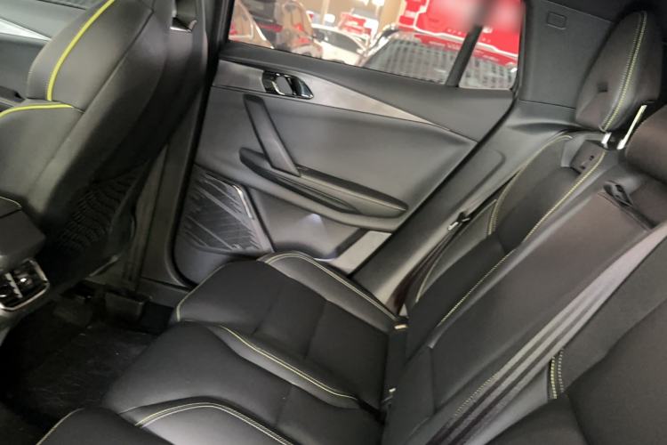 Used Lynk & Co 06 2023 Remix 1.5T Dynamic Halo Interior 8
