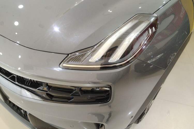 Used Lynk & Co 06 2023 Remix 1.5T Dynamic Halo Left Front Headlight