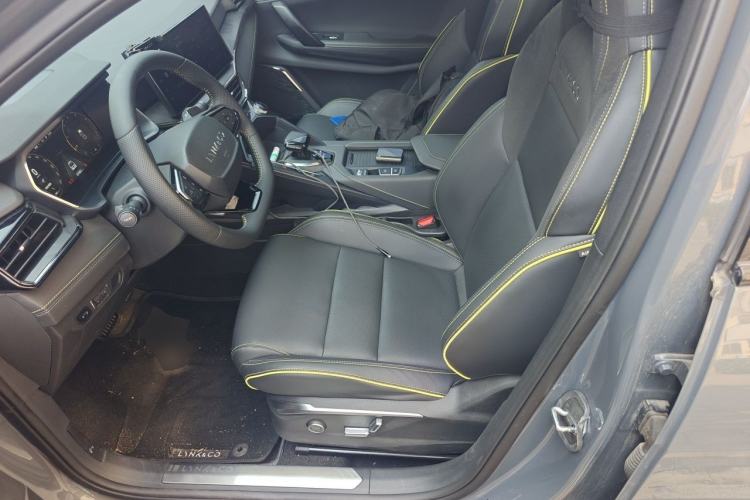Used Lynk & Co 06 2023 Remix 1.5T Dynamic Halo Left Front Seat