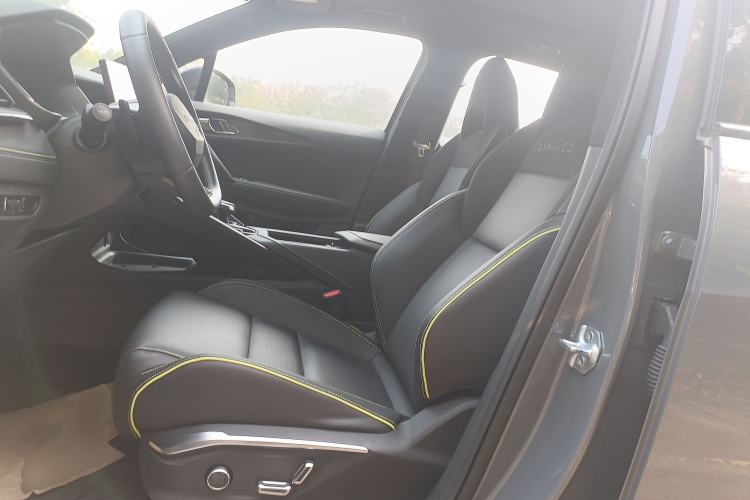 Used Lynk & Co 06 2023 Remix 1.5T Dynamic Halo Left Front Seat