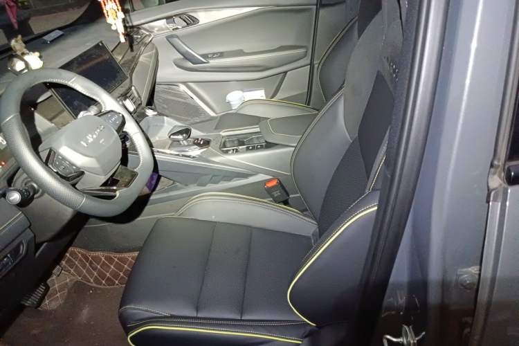 Used Lynk & Co 06 2023 Remix 1.5T Dynamic Halo Left Front Seat