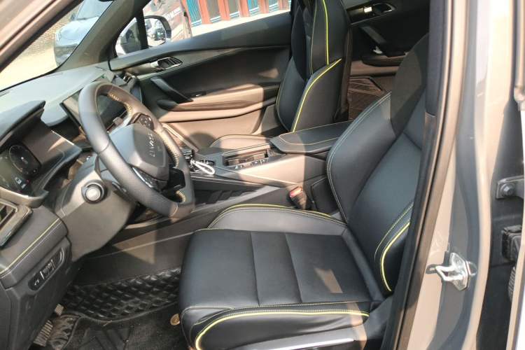 Used Lynk & Co 06 2023 Remix 1.5T Dynamic Halo Left Front Seat