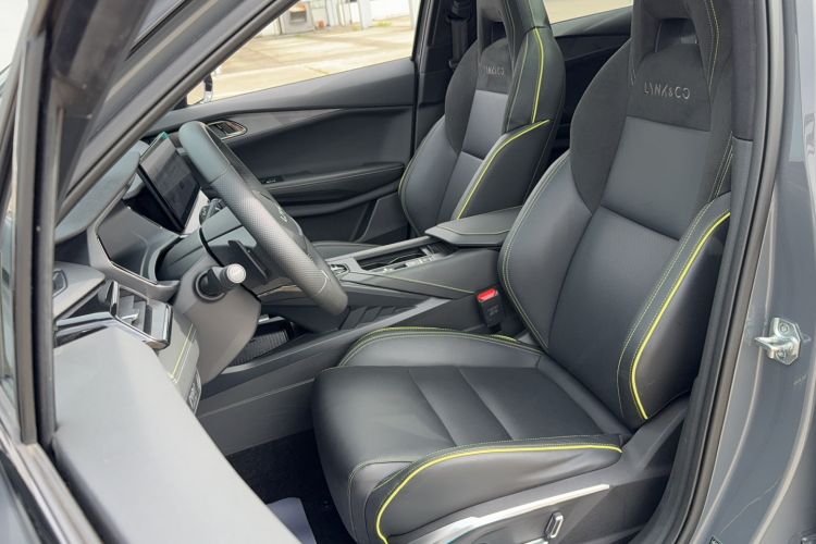 Used Lynk & Co 06 2023 Remix 1.5T Dynamic Halo Left Front Seat