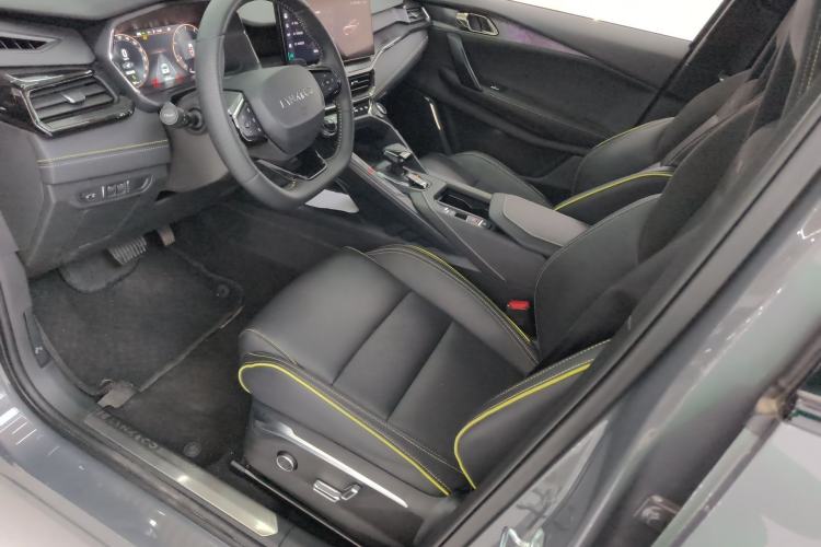 Used Lynk & Co 06 2023 Remix 1.5T Dynamic Halo Left Front Seat