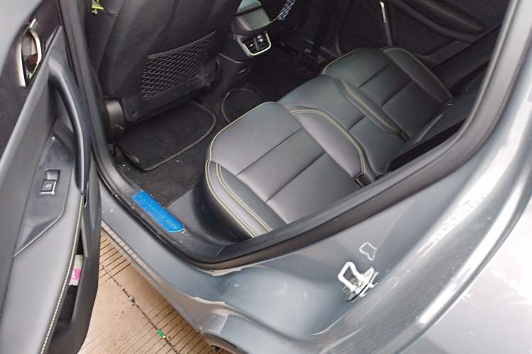 Used Lynk & Co 06 2023 Remix 1.5T Dynamic Halo Left Rear Seat