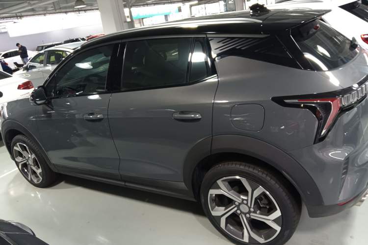 Used Lynk & Co 06 2023 Remix 1.5T Dynamic Halo Left Side