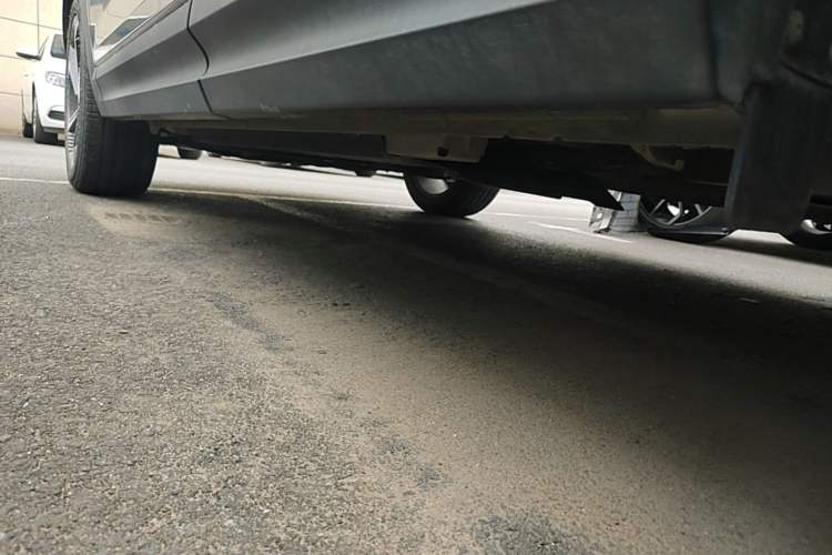 Used Lynk & Co 06 2023 Remix 1.5T JinPro Left Side Sill