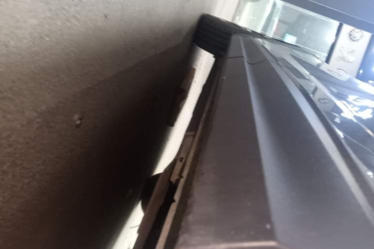Used Lynk & Co 06 2023 Remix 1.5T Dynamic Halo Left Side Sill