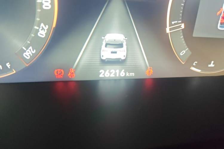Used Lynk & Co 06 2023 Remix 1.5T Dynamic Halo Odometer Close Up