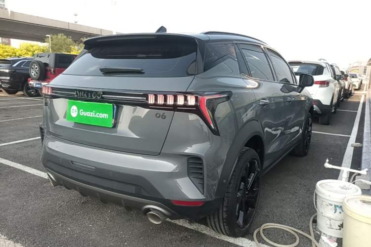 Used Lynk & Co 06 2023 Remix 1.5T Dynamic Halo Rear Right 45 Deg
