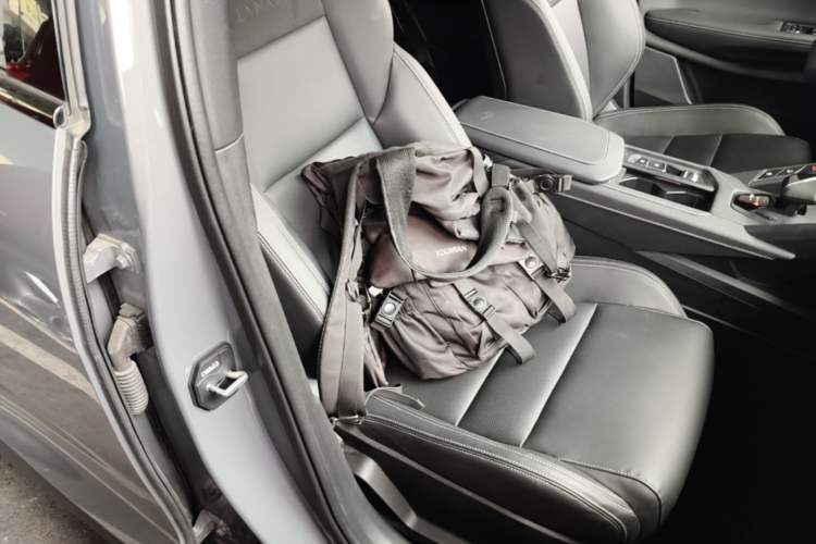 Used Lynk & Co 06 2023 Remix 1.5T JinPro Right Front Seat