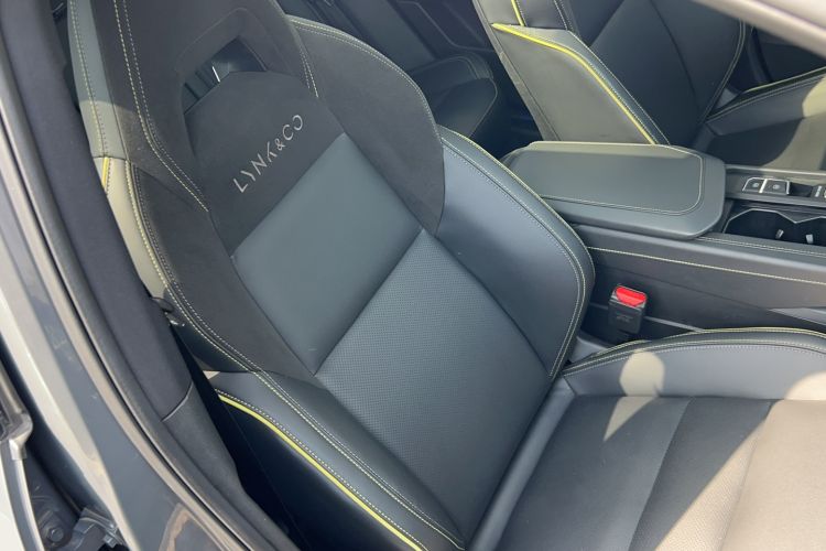 Used Lynk & Co 06 2023 Remix 1.5T Dynamic Halo Right Front Seat