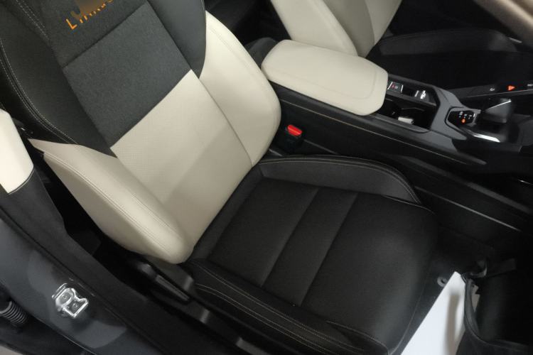 Used Lynk & Co 06 2023 Remix 1.5T Plus Model Right Front Seat