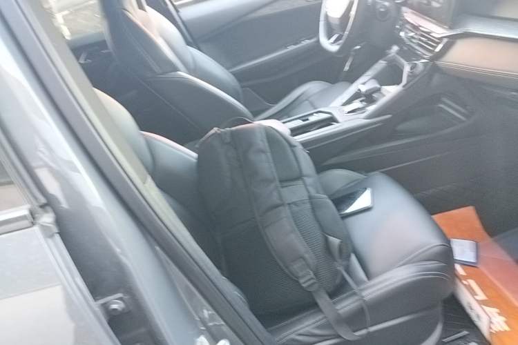 Used Lynk & Co 06 2023 Remix 1.5T JinPro Right Front Seat