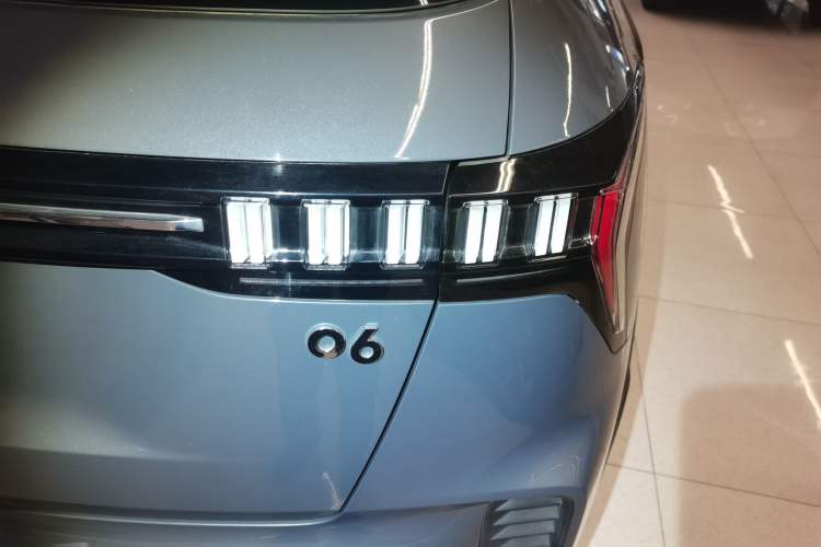 Used Lynk & Co 06 2023 Remix 1.5T Dynamic Halo Right Rear Taillight