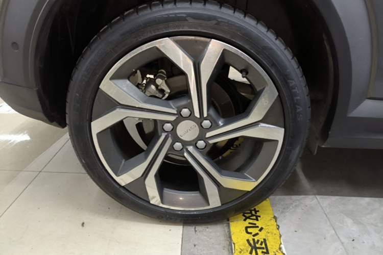 Used Lynk & Co 06 2023 Remix 1.5T Dynamic Halo Right Rear Wheel Hub