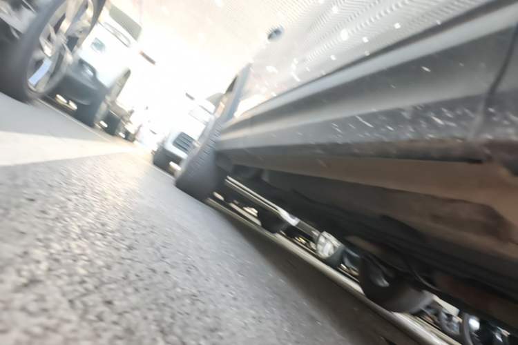 Used Lynk & Co 06 2023 Remix 1.5T JinPro Right Side Sill