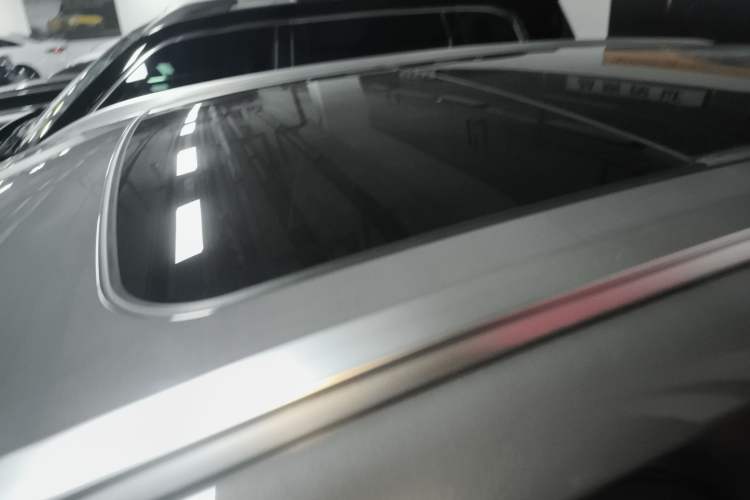 Used Lynk & Co 06 2023 Remix 1.5T Plus Model Roof