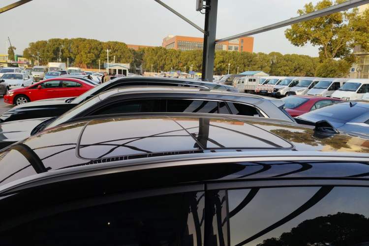 Used Lynk & Co 06 2023 Remix 1.5T Dynamic Halo Roof
