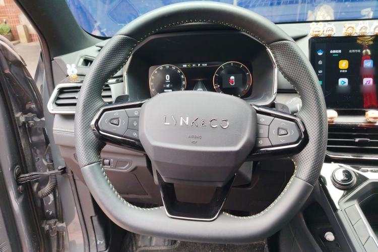 Used Lynk & Co 06 2023 Remix 1.5T Dynamic Halo Steering Wheel