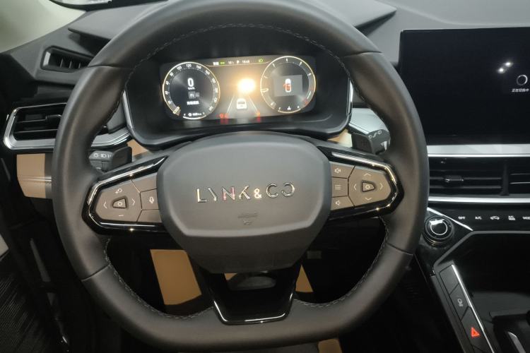 Used Lynk & Co 06 2023 Remix 1.5T Plus Model Steering Wheel