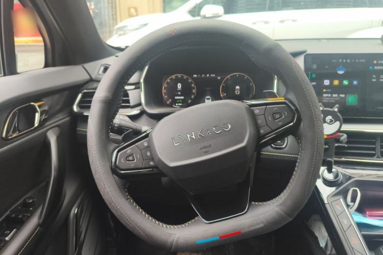 Used Lynk & Co 06 2023 Remix 1.5T Dynamic Halo Steering Wheel