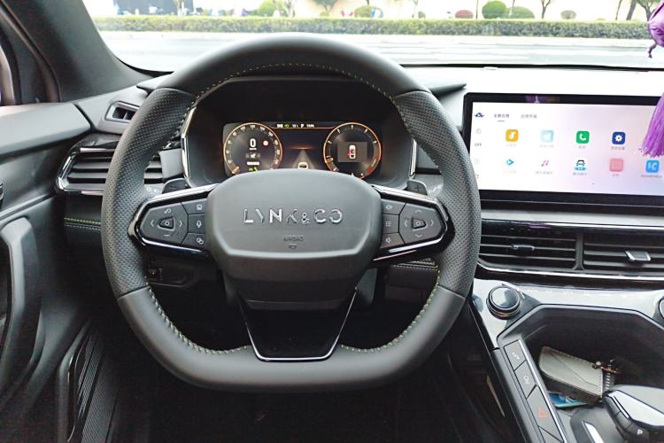 Used Lynk & Co 06 2023 Remix 1.5T Dynamic Halo Steering Wheel
