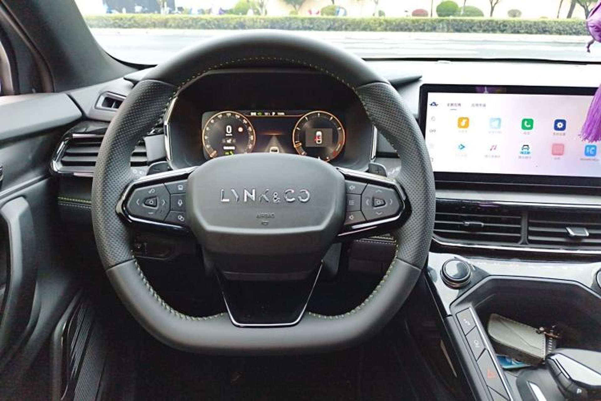 Used Lynk & Co 06 2023 Remix 1.5T Dynamic Halo Steering Wheel