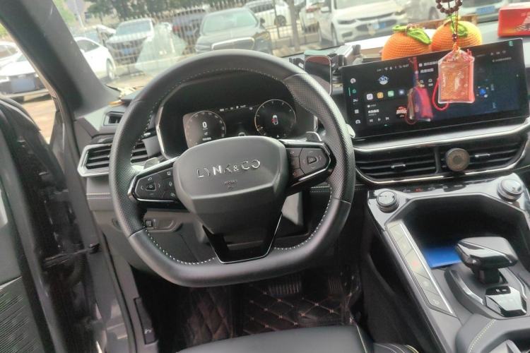 Used Lynk & Co 06 2023 Remix 1.5T Dynamic Halo Steering Wheel