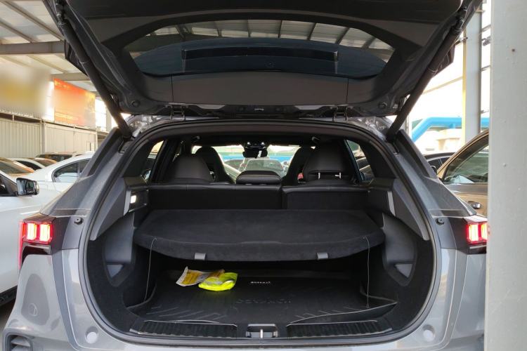 Used Lynk & Co 06 2023 Remix 1.5T Dynamic Halo Trunk